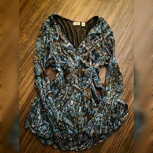 Cato Women's Black and Blue Paisley Blouse